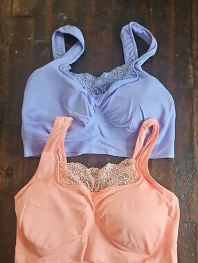 Rhonda Shear Wireless Lace-Trim Bralettes in Lavender and Peach